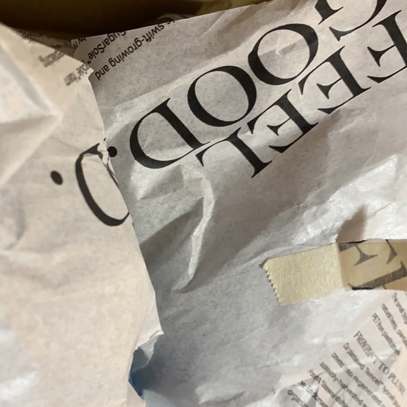 UGG Fluff Sugar Sandal 💙 - Picture 9 of 14